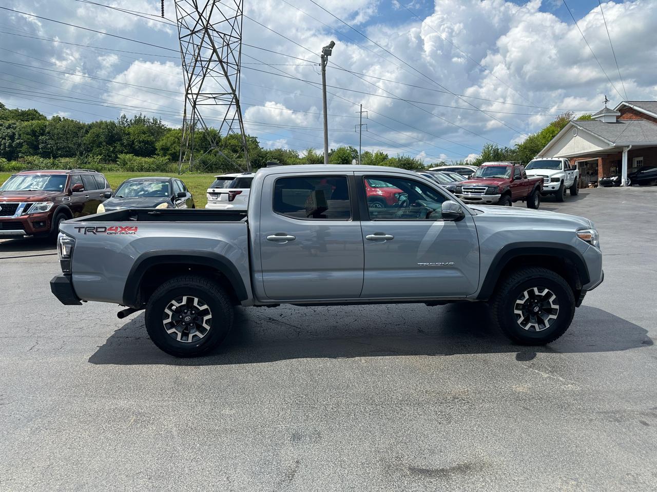 Toyota Tacoma 4WD TRD Off Road Double Cab 5' Bed V6 AT (Natl) 2020
