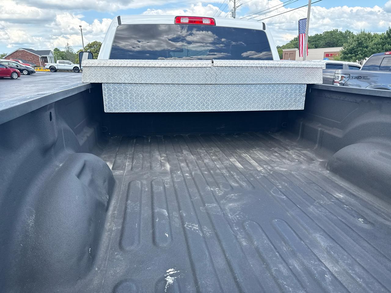 RAM 2500 Tradesman 4x4 Crew Cab 8' Box 2018