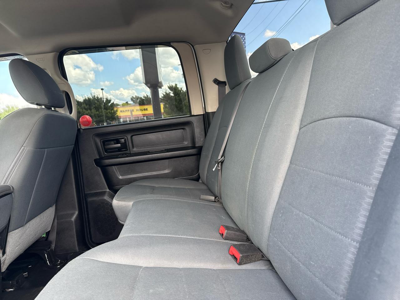 RAM 2500 Tradesman 4x4 Crew Cab 8' Box 2018