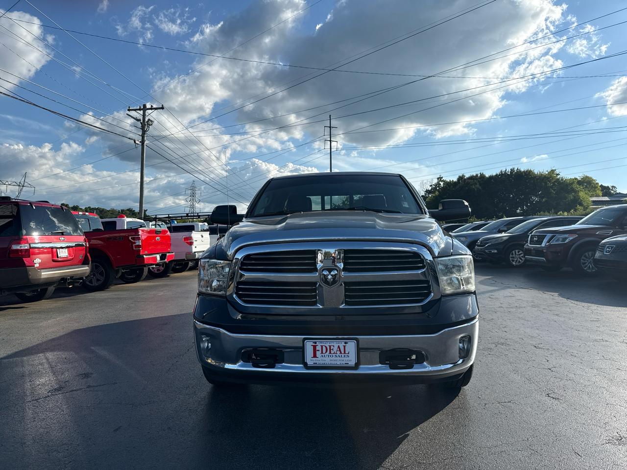 RAM 1500 4WD Quad Cab 140.5" Big Horn 2015