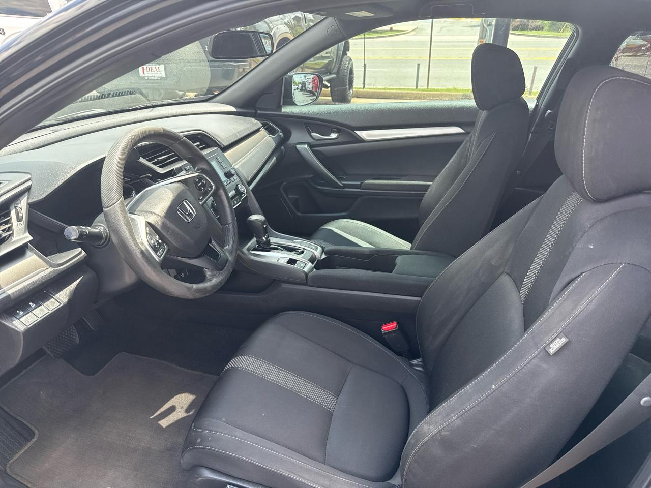 Honda Civic Coupe LX CVT 2020
