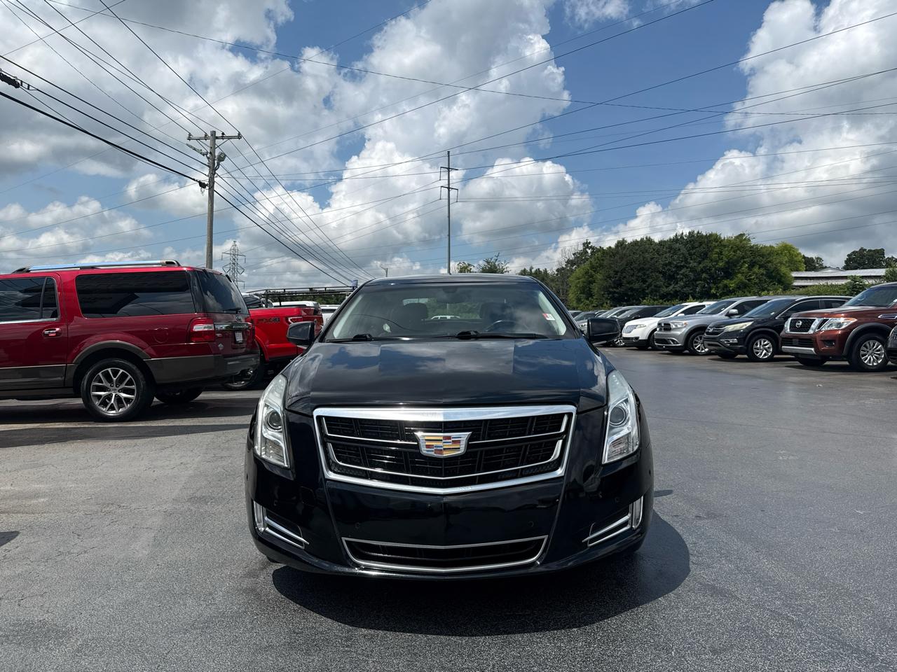 Cadillac XTS 4dr Sdn Luxury FWD 2017