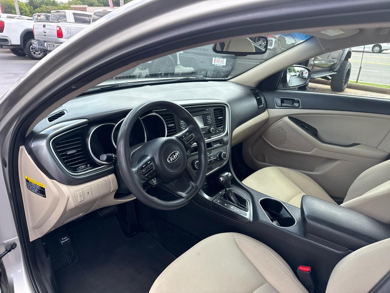 Kia Optima 4dr Sdn LX 2015