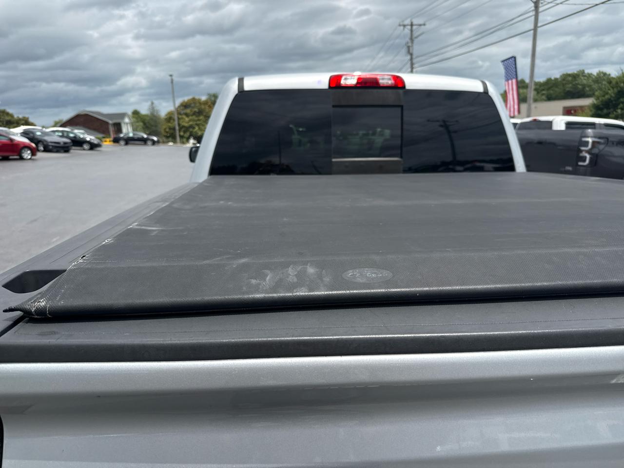 GMC Sierra 1500 4WD Crew Cab 143.5" SLT 2015