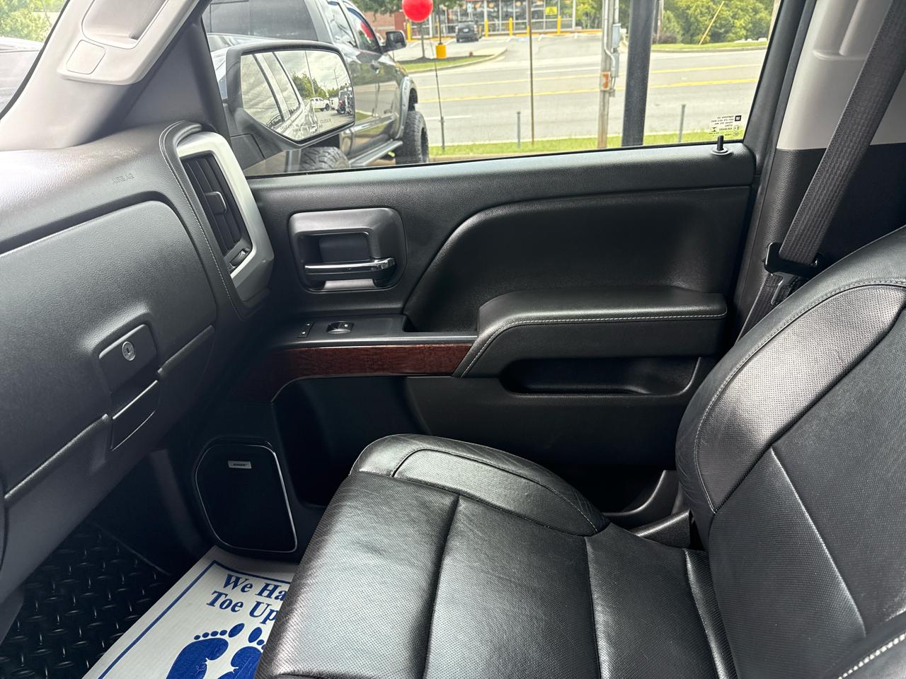 GMC Sierra 1500 4WD Crew Cab 143.5" SLT 2015