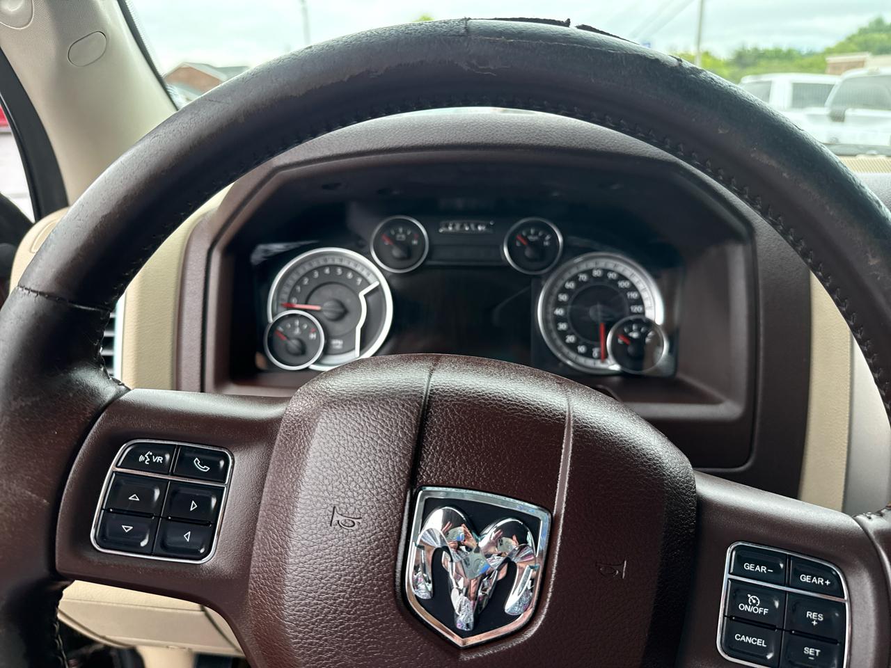 RAM 1500 2WD Crew Cab 140.5" Big Horn 2014