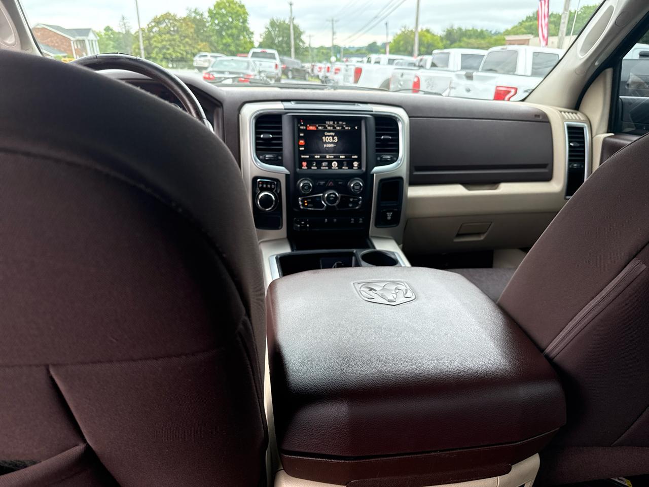 RAM 1500 2WD Crew Cab 140.5" Big Horn 2014