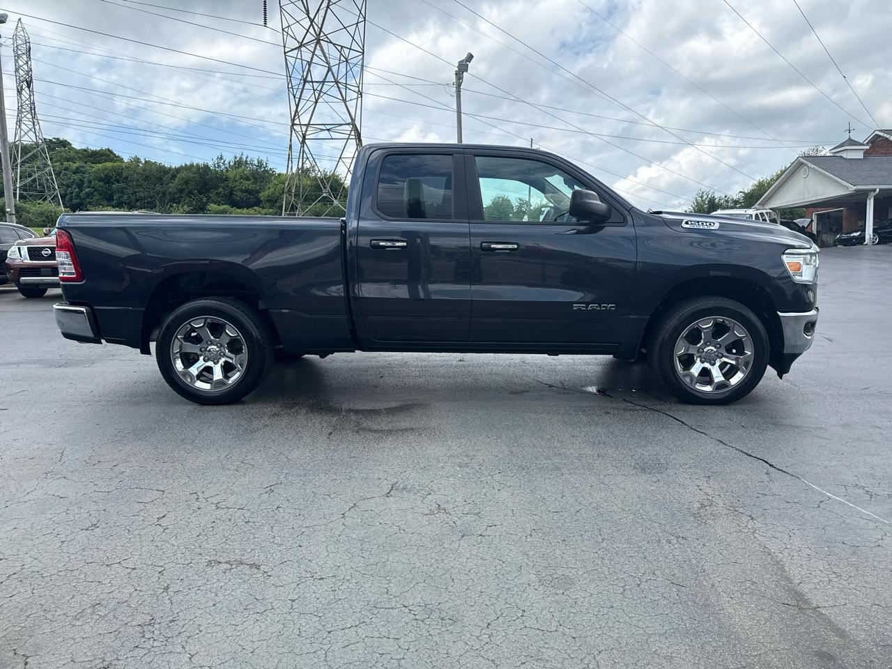RAM 1500 Big Horn 4x4 Quad Cab 6'4" Box 2020