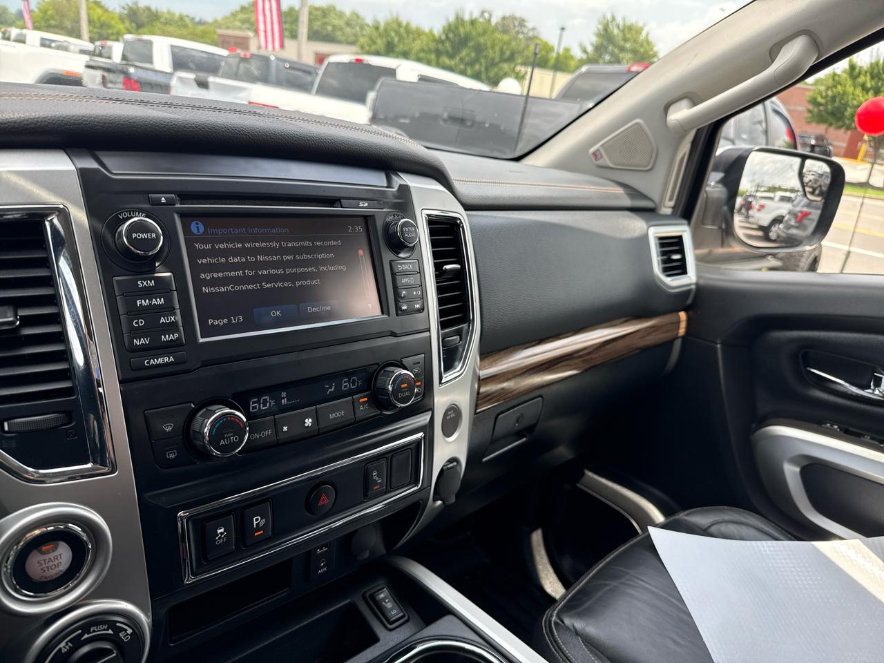 Nissan Titan 4x4 Crew Cab SL 2018