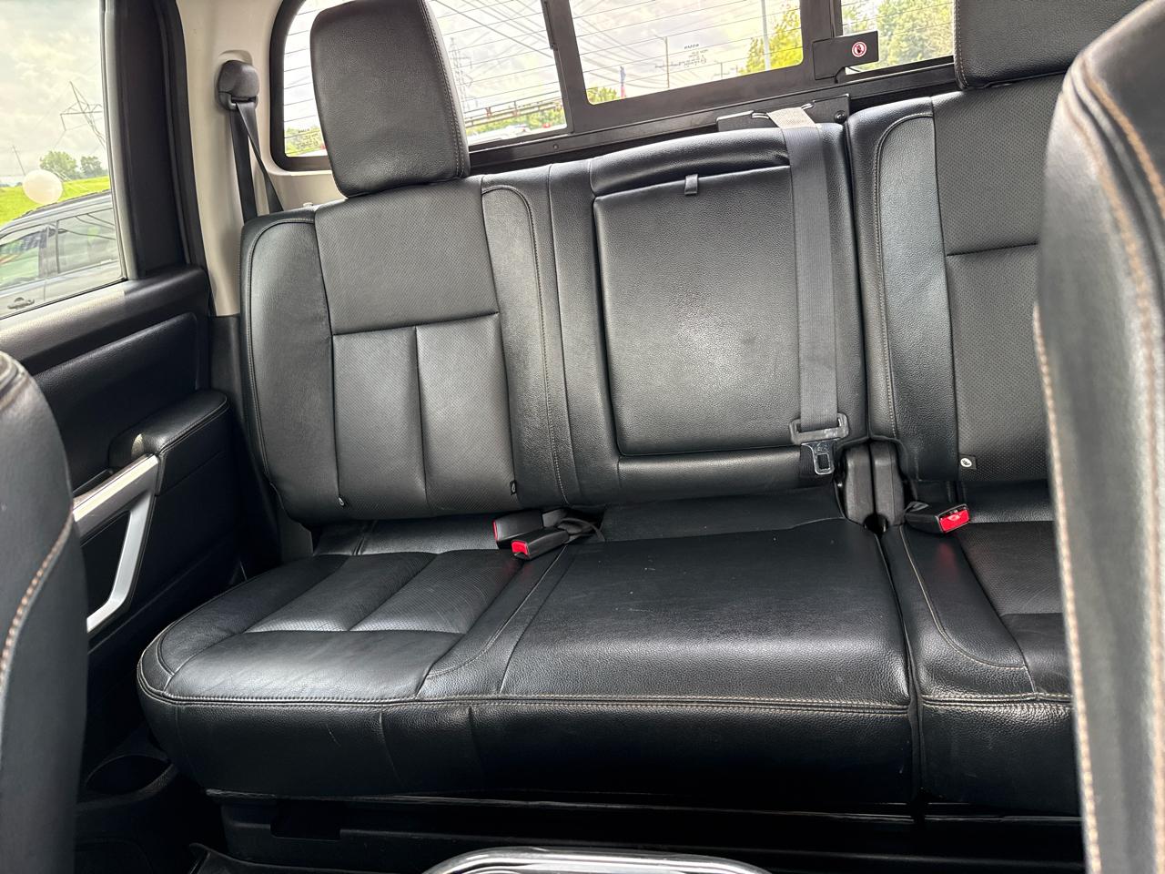 Nissan Titan 4x4 Crew Cab SL 2018