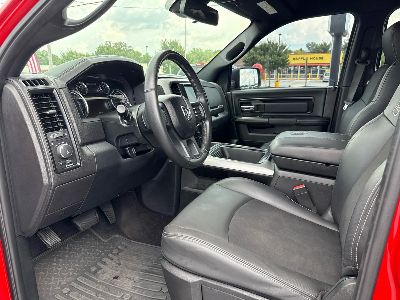 RAM 1500 Rebel 4x4 Crew Cab 5'7" Box 2017
