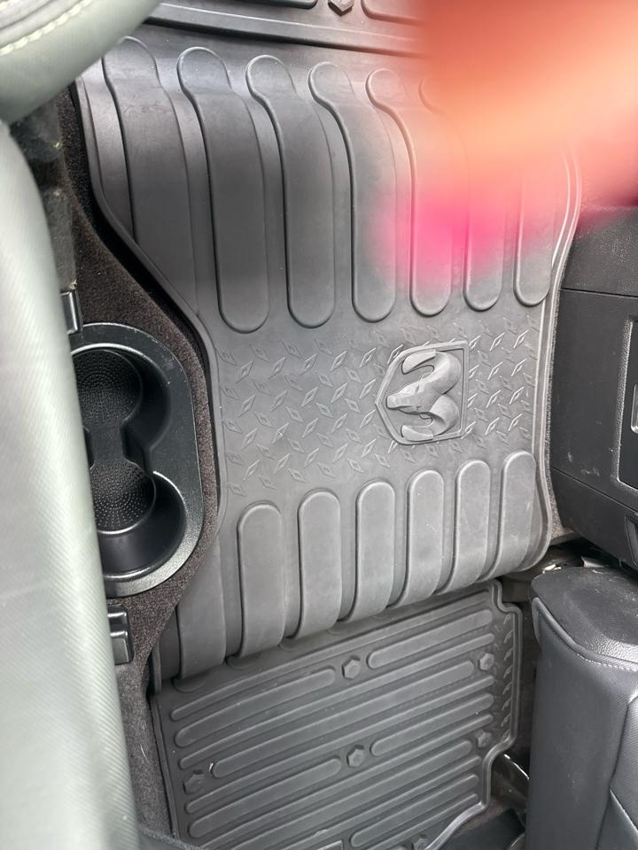 RAM 1500 Rebel 4x4 Crew Cab 5'7" Box 2017