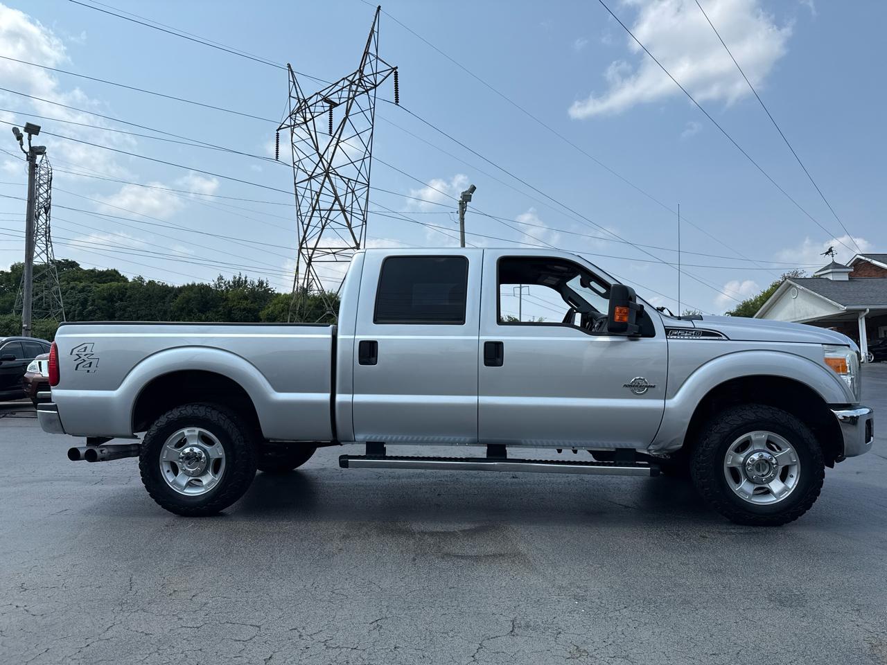 Ford Super Duty F-250 SRW 4WD Crew Cab 172" Platinum 2016