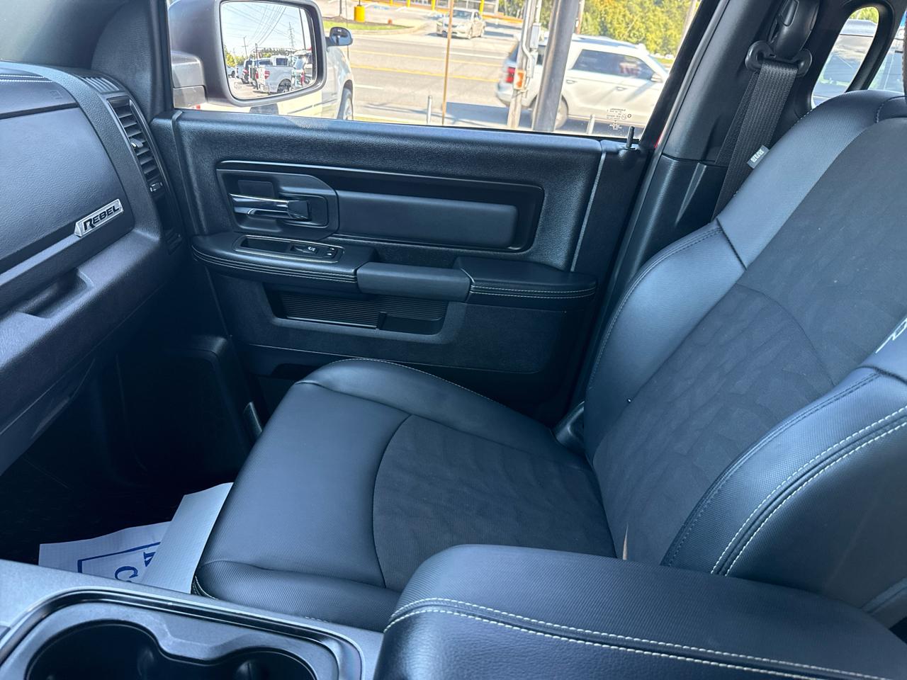 RAM 1500 Rebel 4x4 Crew Cab 5'7" Box 2017