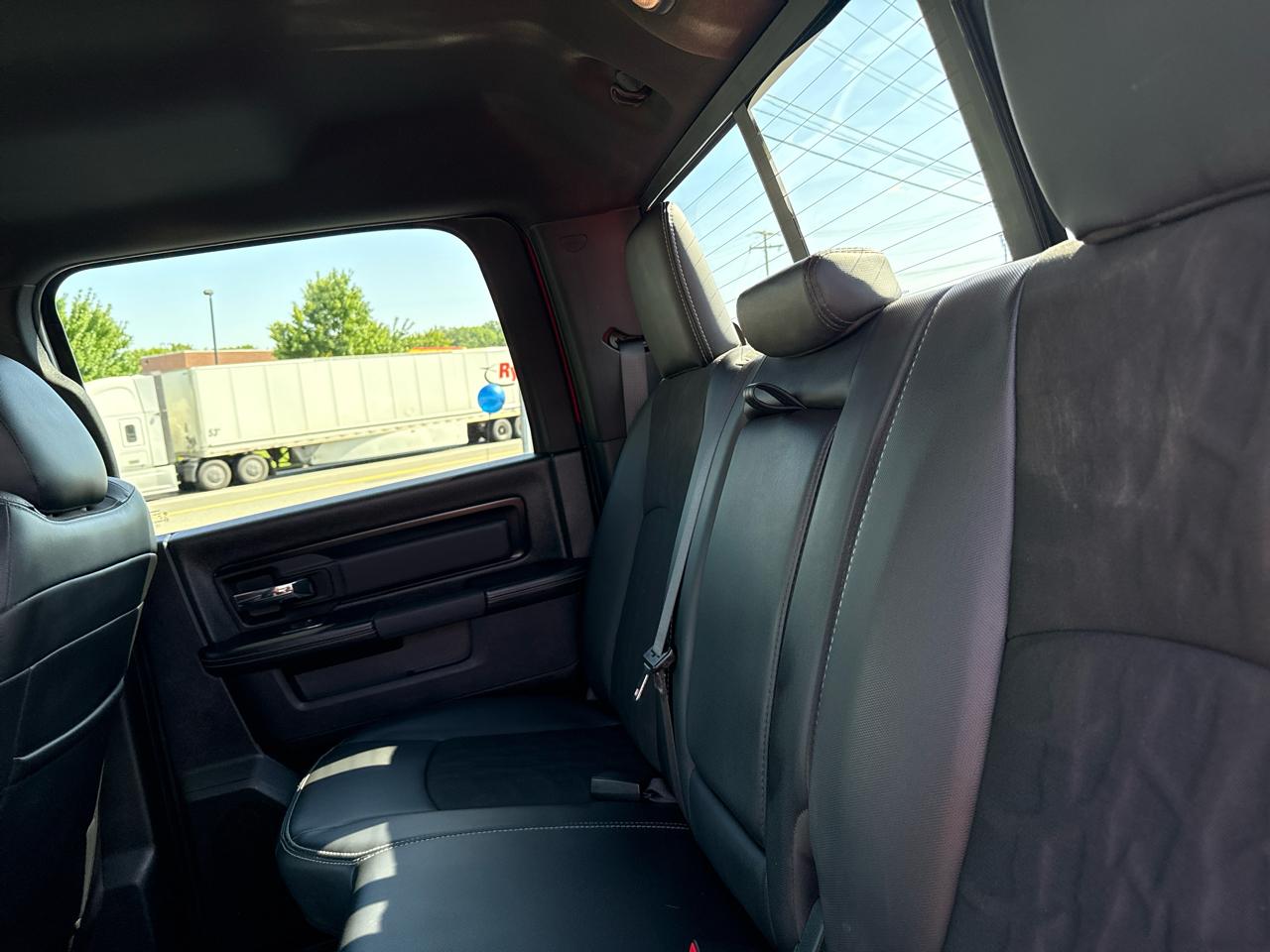 RAM 1500 Rebel 4x4 Crew Cab 5'7" Box 2017