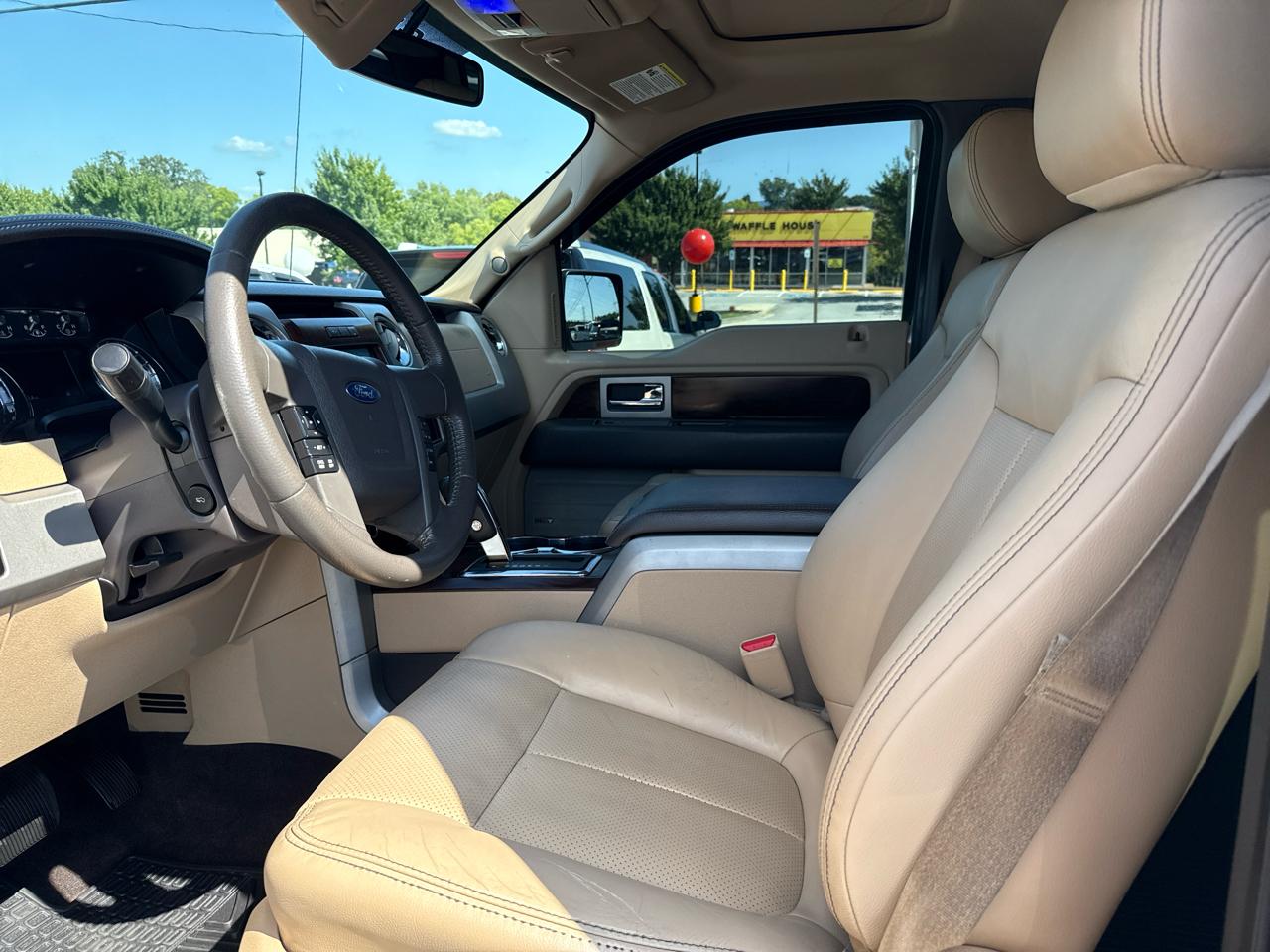 Ford F-150 4WD SuperCrew 145" Platinum 2012