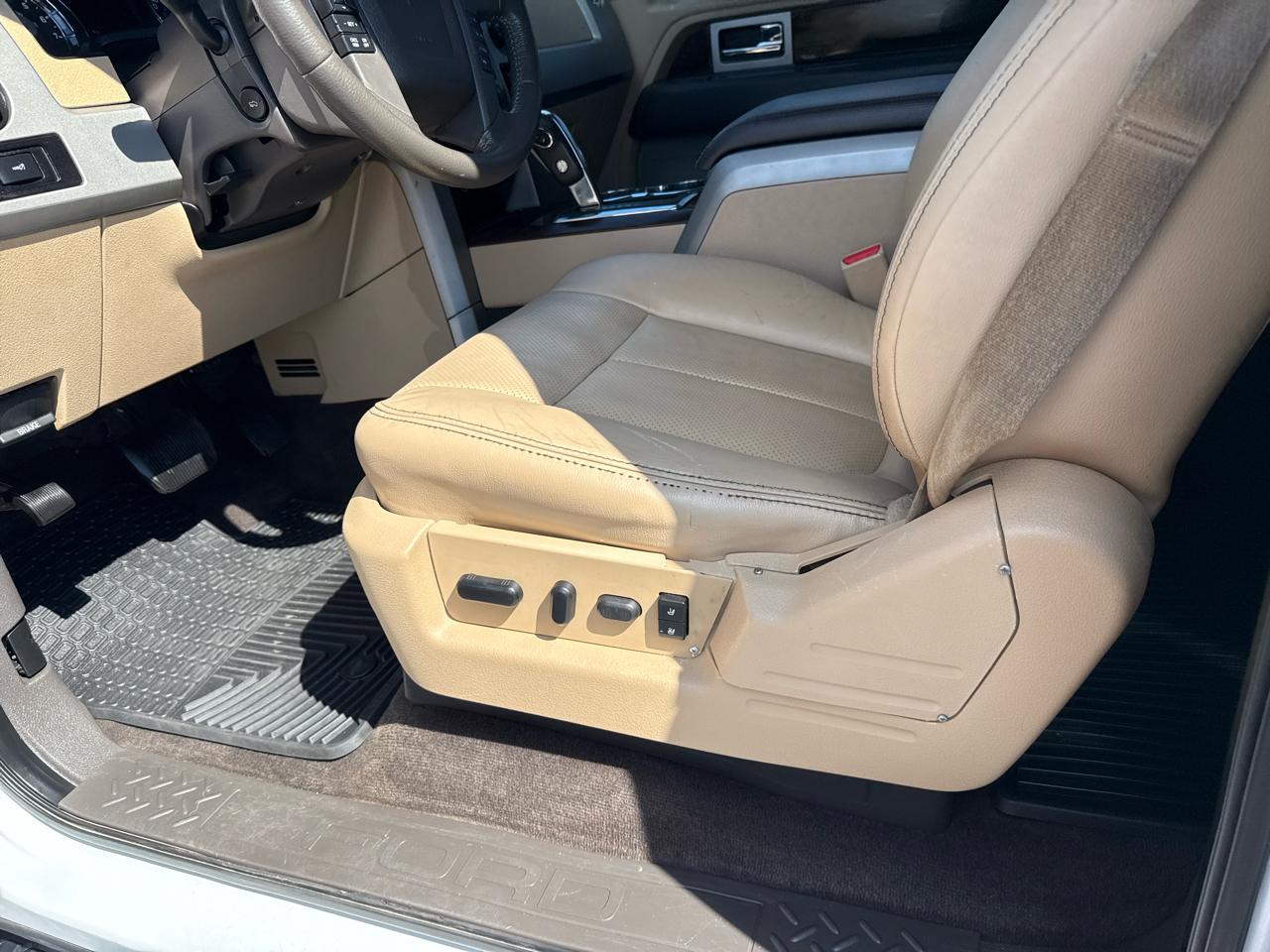 Ford F-150 4WD SuperCrew 145" Platinum 2012