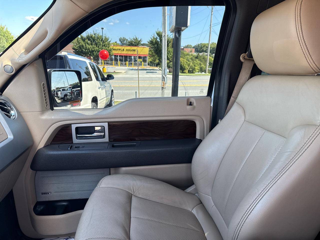 Ford F-150 4WD SuperCrew 145" Platinum 2012