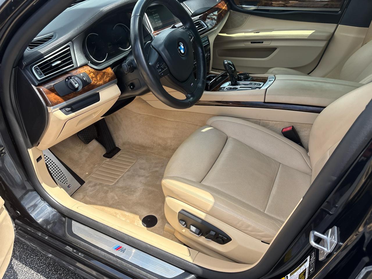 BMW 7 Series 4dr Sdn ALPINA B7 SWB RWD 2014
