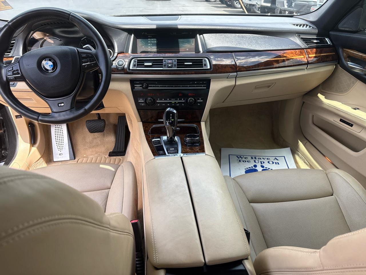 BMW 7 Series 4dr Sdn ALPINA B7 SWB RWD 2014