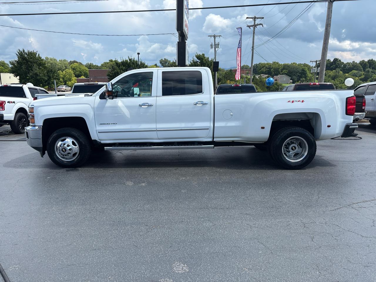 Chevrolet Silverado 3500HD Built After Aug 14 4WD Crew Cab 167.7" LTZ 2015