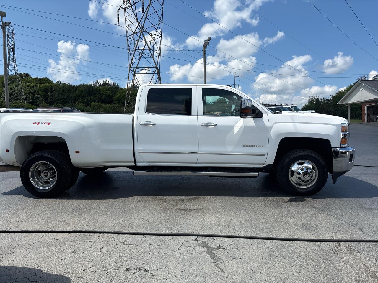 Chevrolet Silverado 3500HD Built After Aug 14 4WD Crew Cab 167.7" LTZ 2015