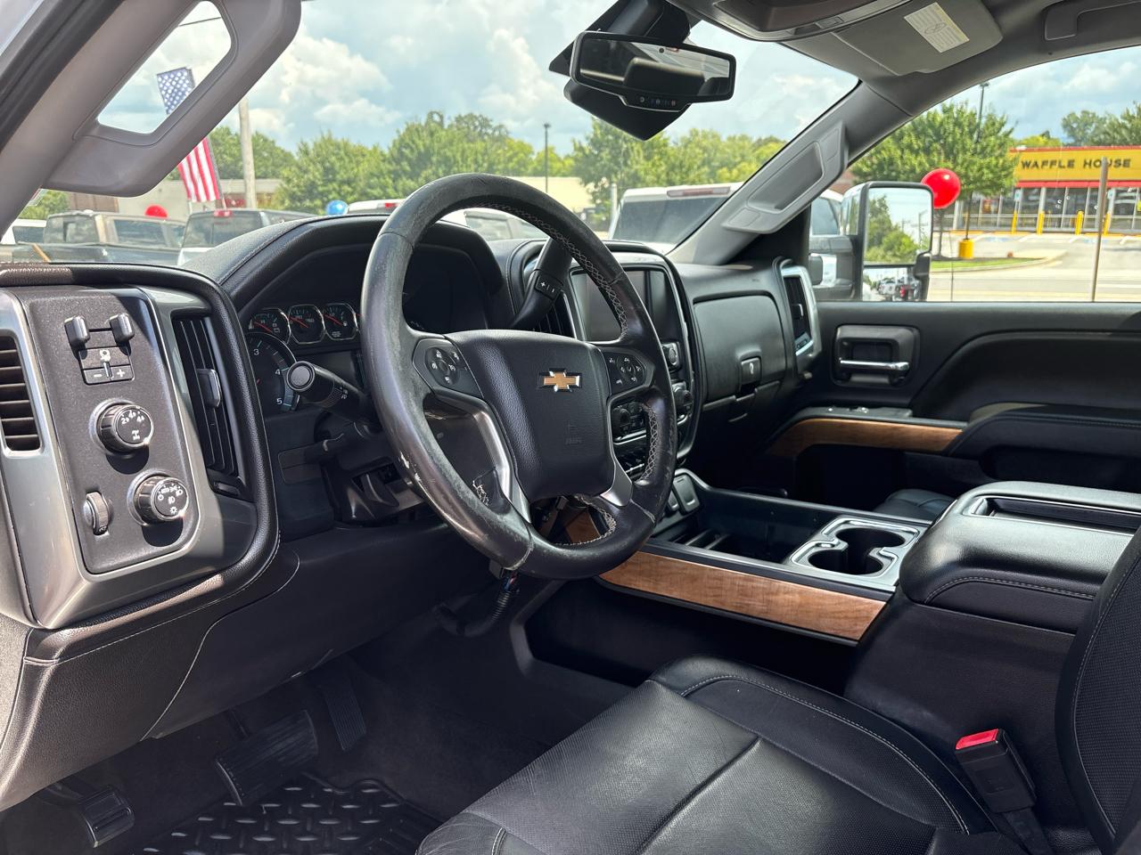Chevrolet Silverado 3500HD Built After Aug 14 4WD Crew Cab 167.7" LTZ 2015