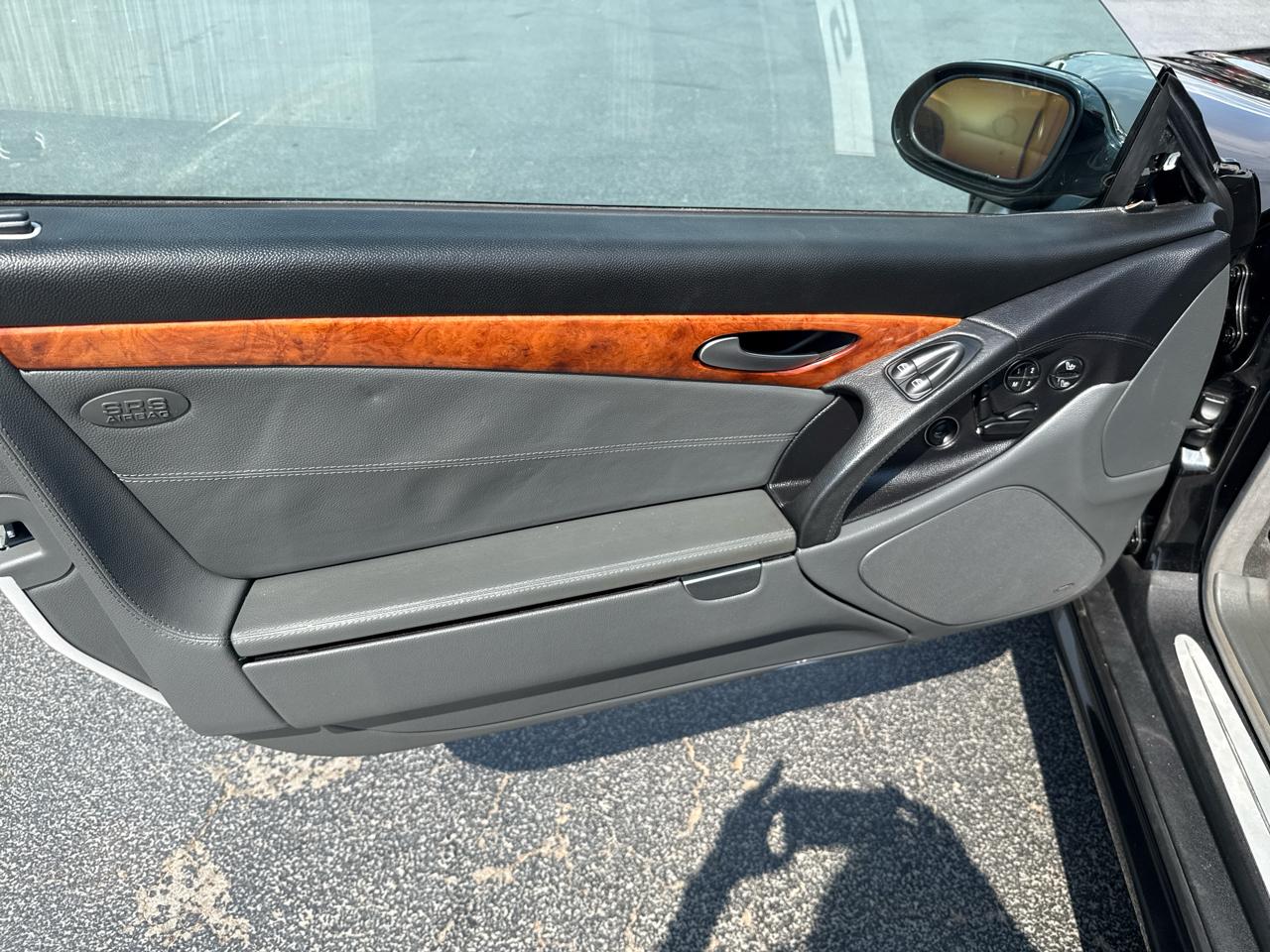Mercedes-Benz SL-Class 2dr Roadster 5.0L 2003
