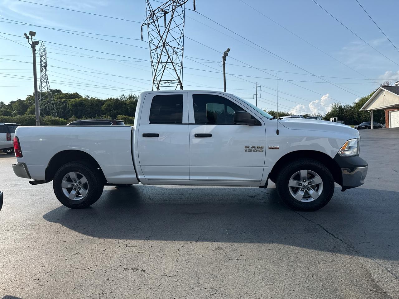 RAM 1500 Tradesman 4x4 Quad Cab 6'4" Box 2018