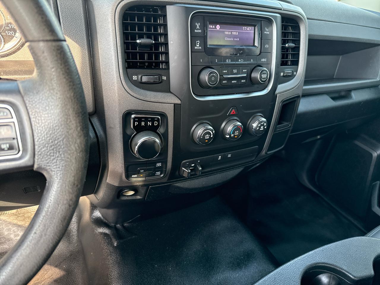RAM 1500 Tradesman 4x4 Quad Cab 6'4" Box 2018