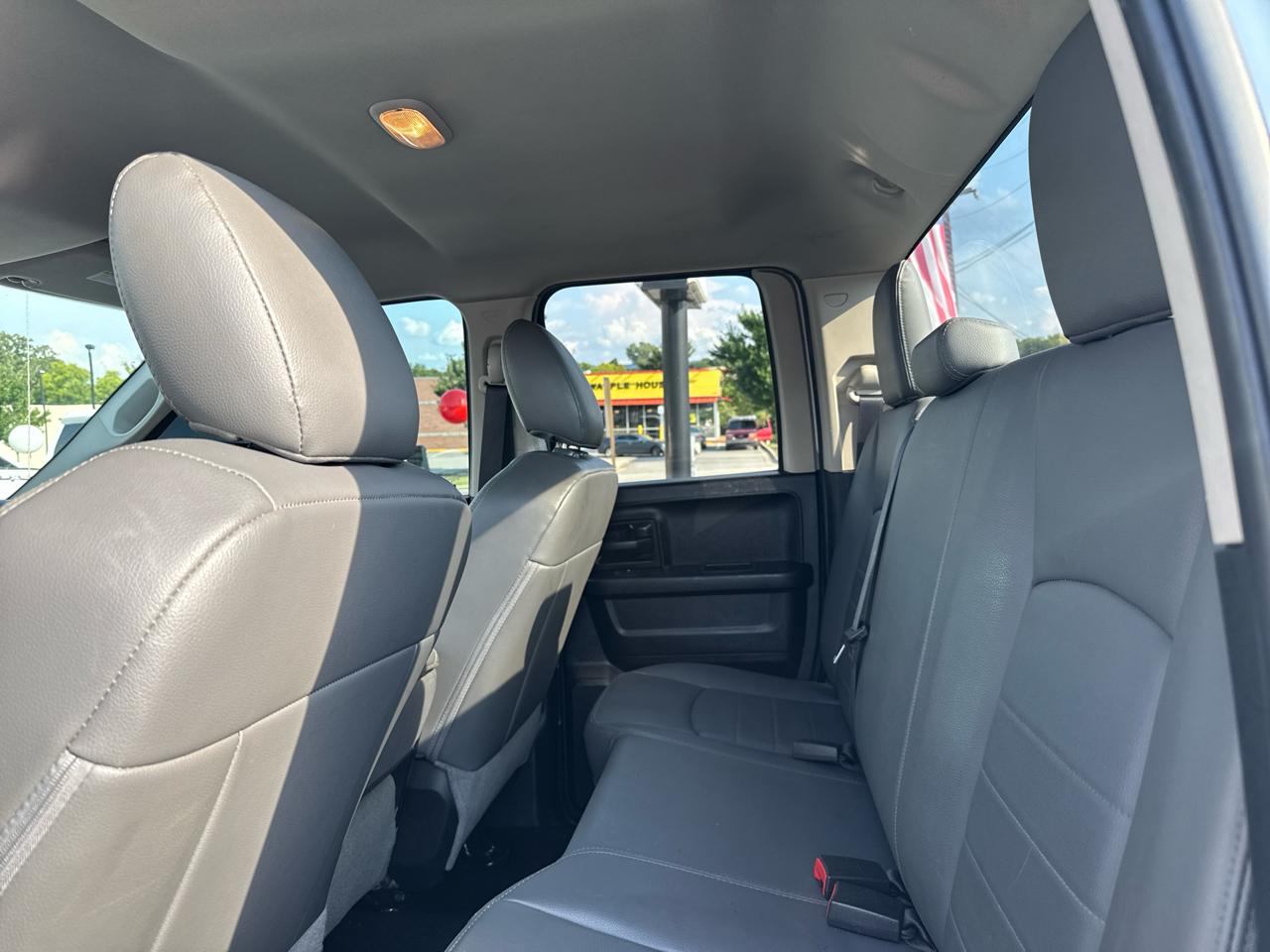 RAM 1500 Tradesman 4x4 Quad Cab 6'4" Box 2018