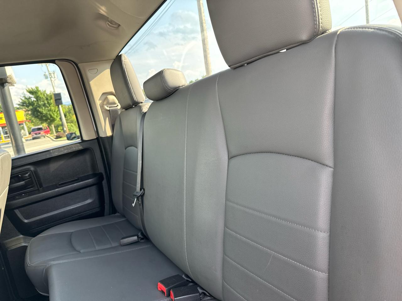 RAM 1500 Tradesman 4x4 Quad Cab 6'4" Box 2018