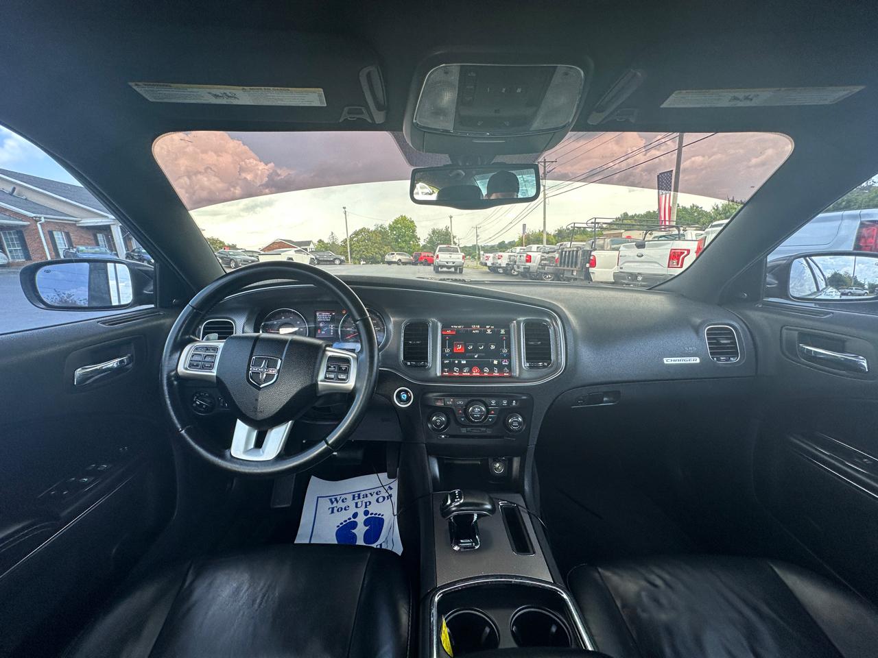 Dodge Charger 4dr Sdn SXT Plus RWD 2012