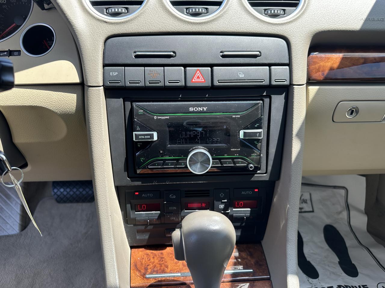 Audi A4 2dr Cabriolet CVT 2.0T FrontTrak *Ltd Avail* 2009