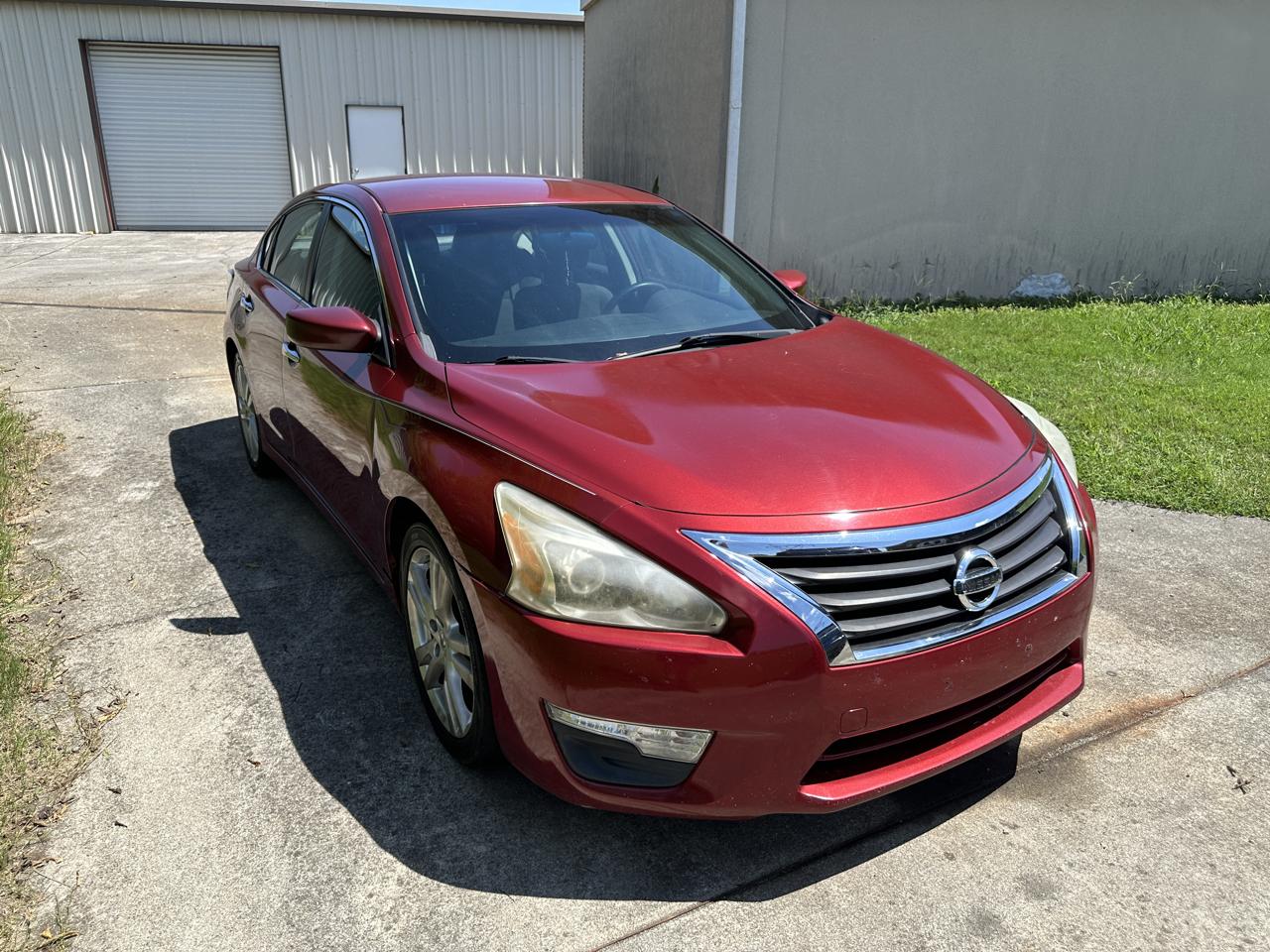 Nissan Altima 4dr Sdn V6 3.5 S 2014