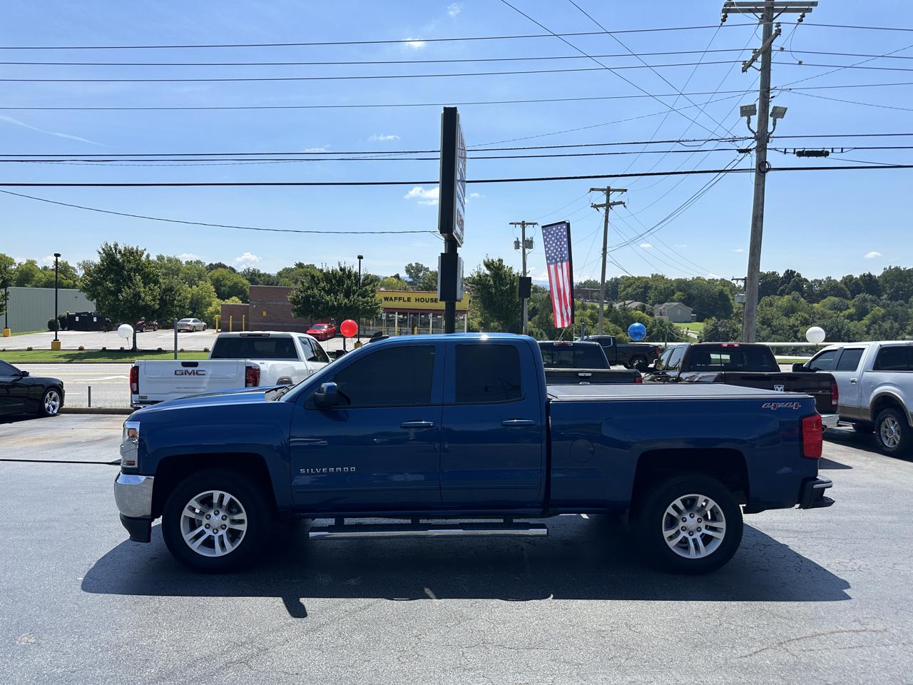 Chevrolet Silverado 1500 4WD Double Cab 143.5" LT w/1LT 2017