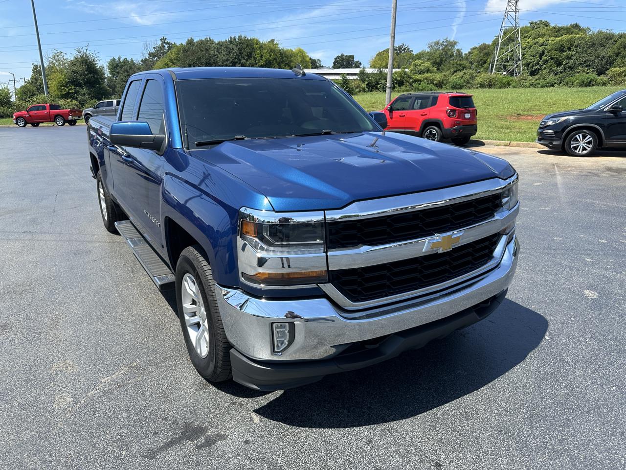 Chevrolet Silverado 1500 4WD Double Cab 143.5" LT w/1LT 2017