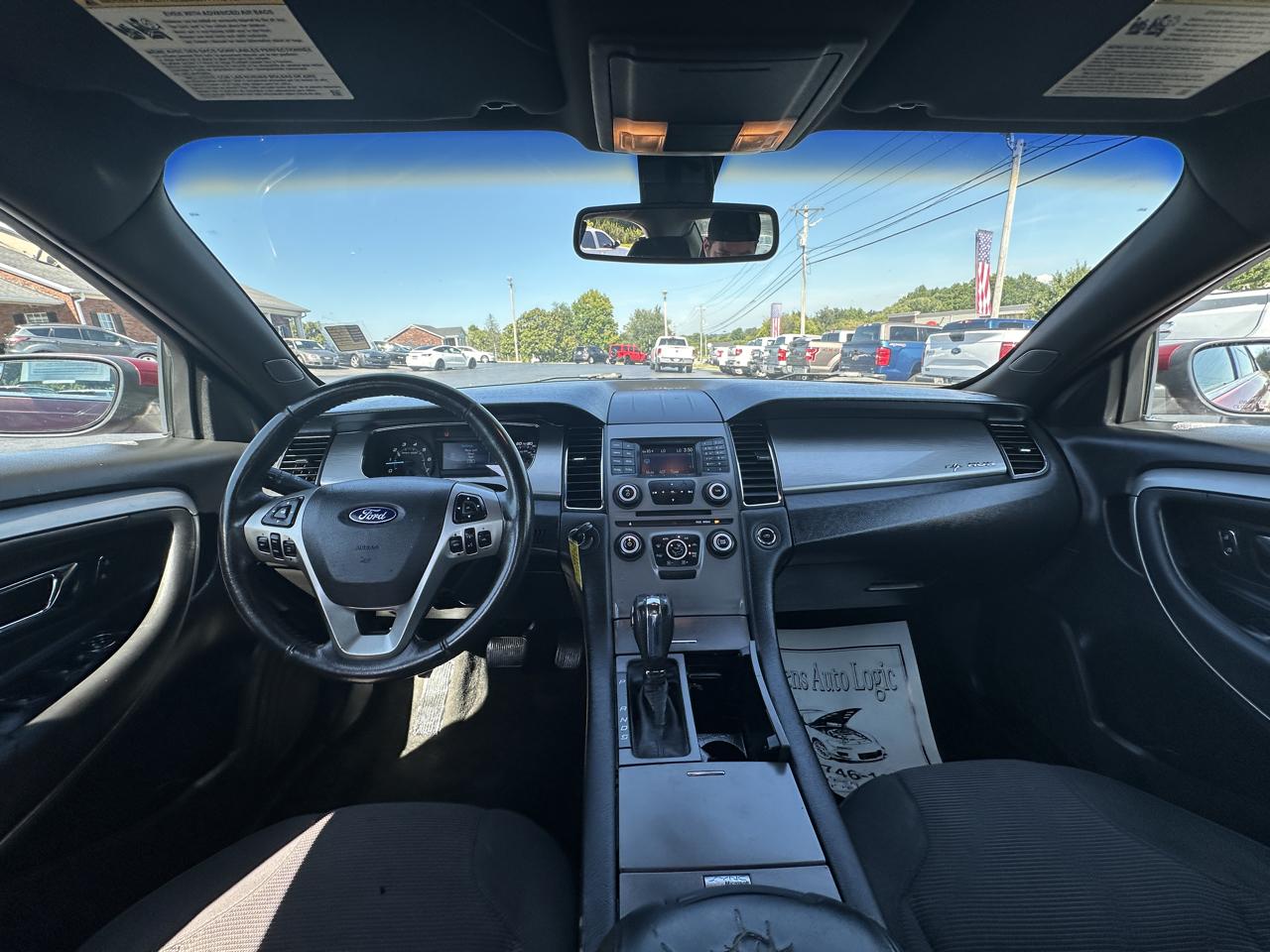 Ford Taurus 4dr Sdn SEL FWD 2013