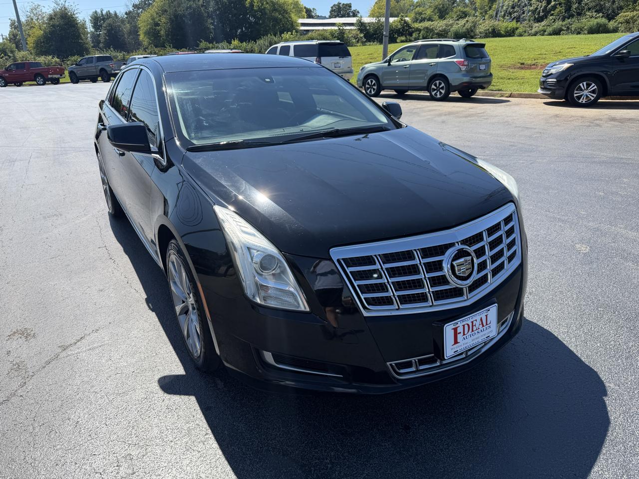 Cadillac XTS 4dr Sdn FWD 2013