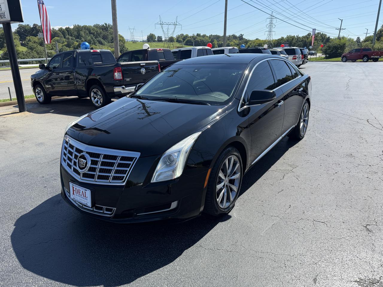 Cadillac XTS 4dr Sdn FWD 2013