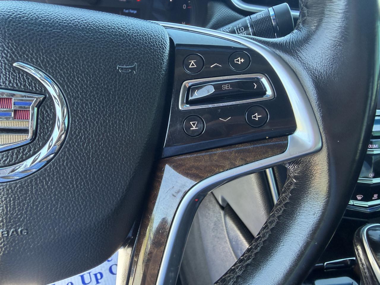 Cadillac XTS 4dr Sdn FWD 2013