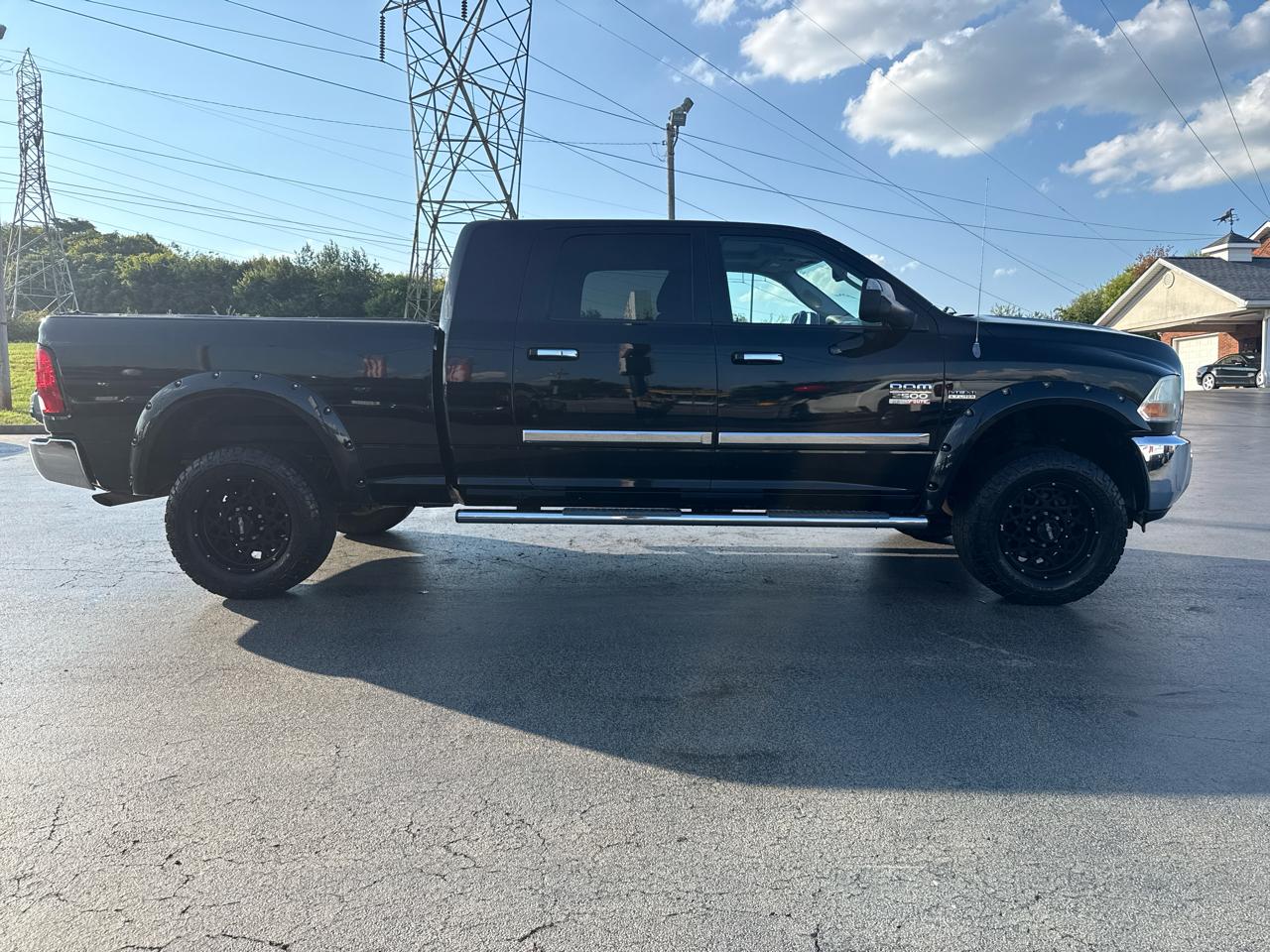 RAM 2500 4WD Mega Cab 160.5" SLT 2011