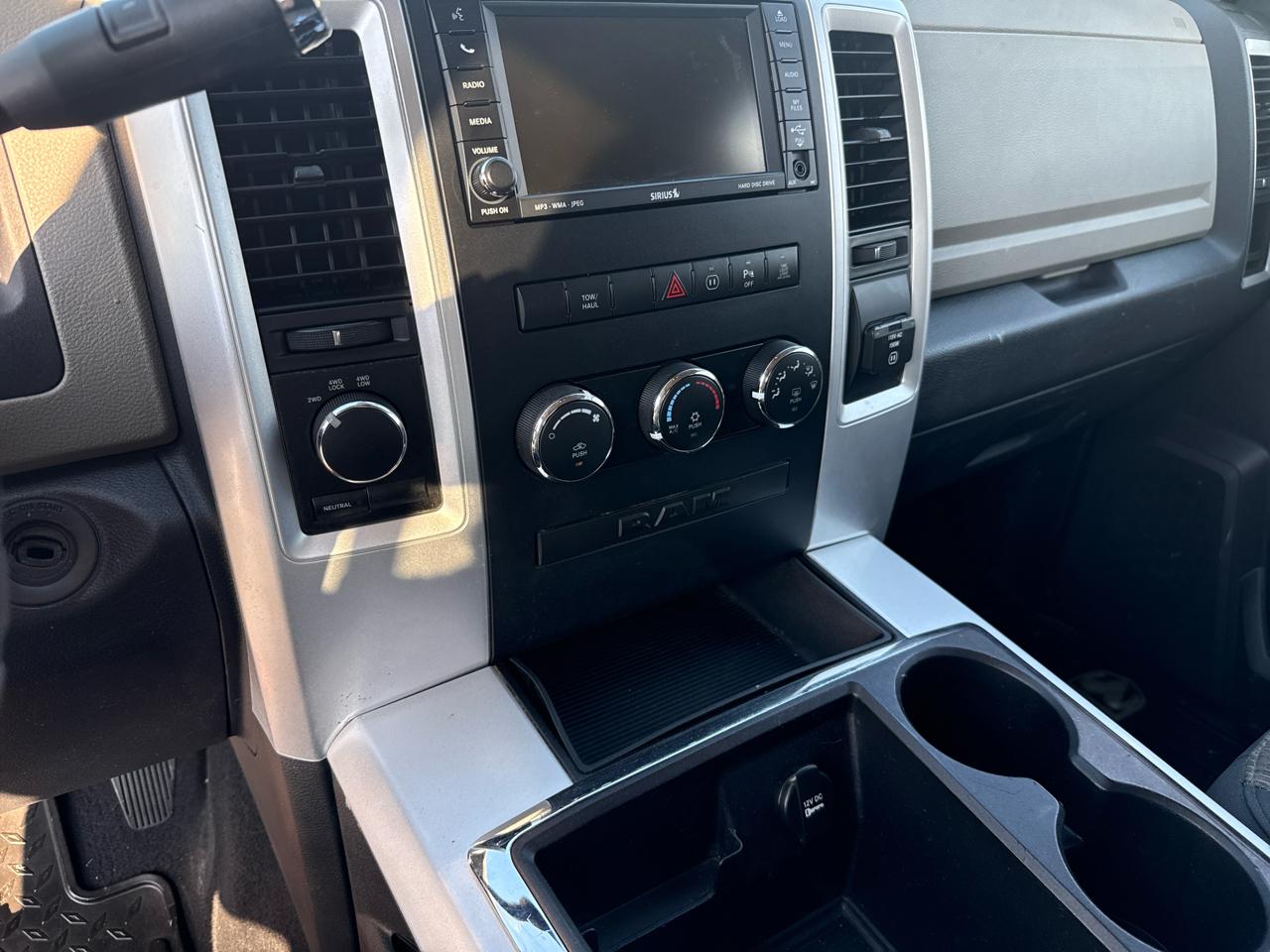 RAM 2500 4WD Mega Cab 160.5" SLT 2011