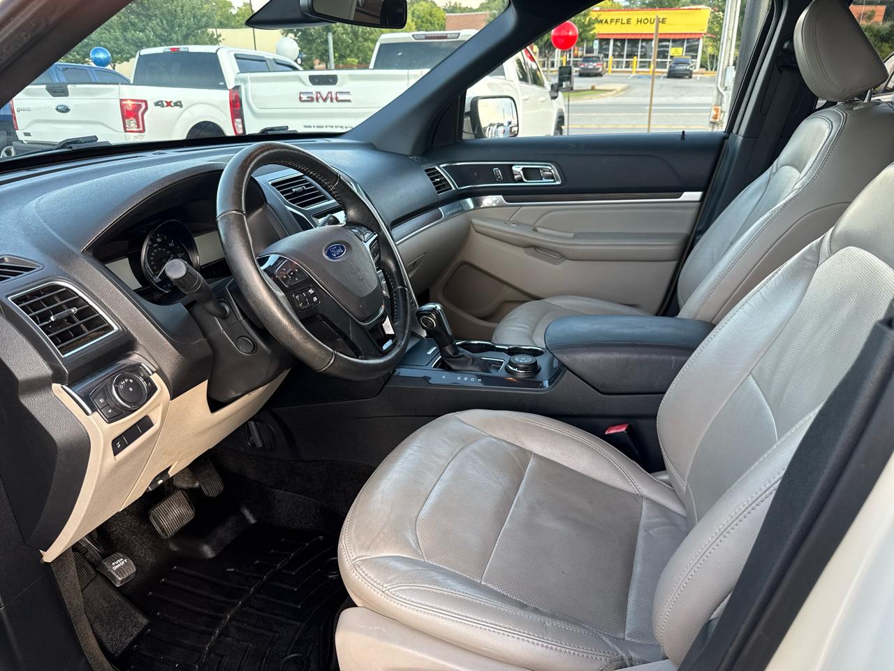 Ford Explorer Limited 4WD 2018