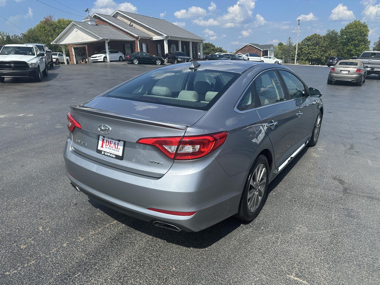 Hyundai Sonata 4dr Sdn 2.4L Sport 2015