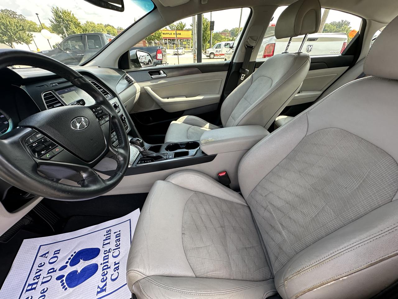 Hyundai Sonata 4dr Sdn 2.4L Sport 2015