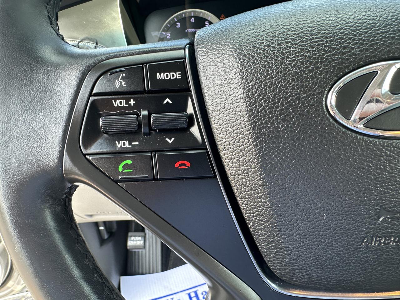 Hyundai Sonata 4dr Sdn 2.4L Sport 2015