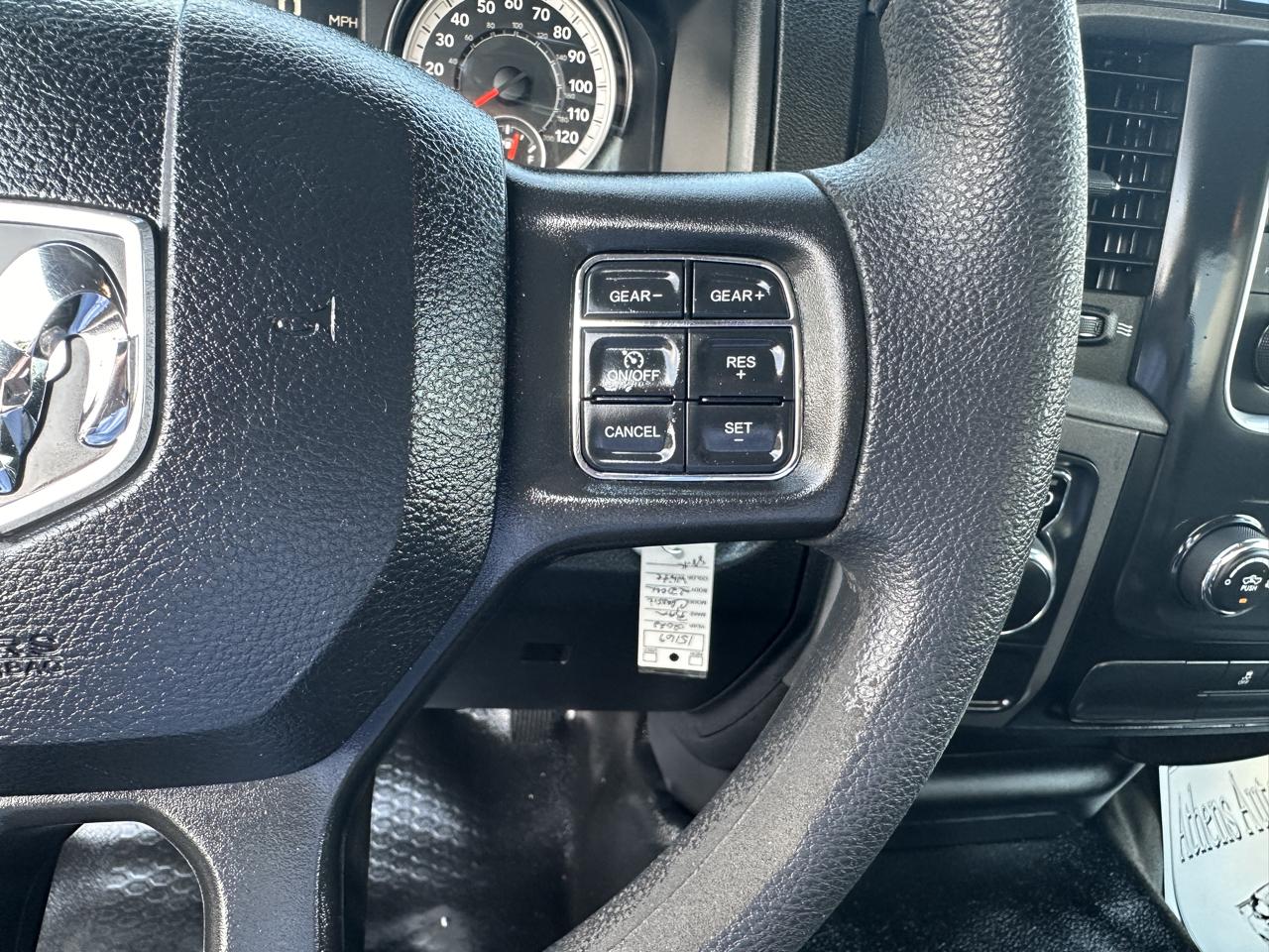 RAM 1500 Classic Tradesman 4x2 Reg Cab 6'4" Box 2022