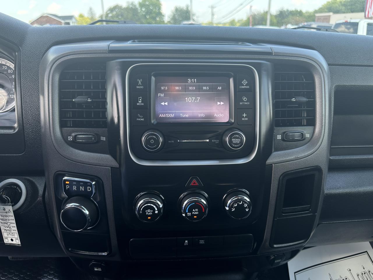 RAM 1500 Classic Tradesman 4x2 Reg Cab 6'4" Box 2022
