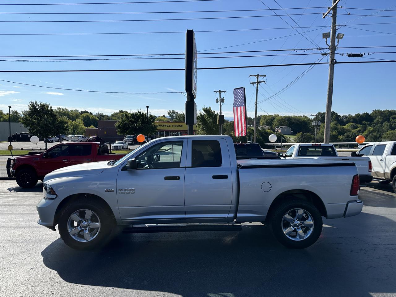 RAM 1500 4WD Quad Cab 140.5" Express 2013